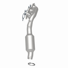 Load image into Gallery viewer, MagnaFlow Direct Fit Catalytic Conv California Grade 06-09 Lexus IS250 2.5L / 06-13 Lexus IS350 3.5L