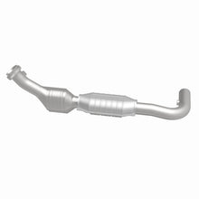 Load image into Gallery viewer, MagnaFlow Direct Fit Catalytic Converter 99-00 Ford Trucks 5.4L