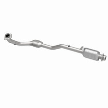 Load image into Gallery viewer, MagnaFlow Direct Fit Catalytic Converter 99-01 Ford Explorer 5.0L