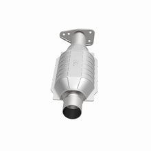Load image into Gallery viewer, MagnaFlow Direct Fit Catalytic Converter Gm