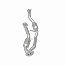 Load image into Gallery viewer, MagnaFlow Direct Fit Catalytic Converter 99-00 Windstar 3.0L V6