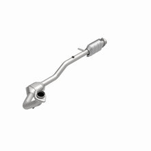 Load image into Gallery viewer, MagnaFlow Direct Fit Catalytic Converter 99-01 Ford Explorer 5.0L