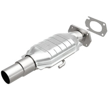 Load image into Gallery viewer, MagnaFlow Direct Fit Catalytic Converter GM 86 87