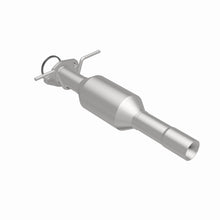 Load image into Gallery viewer, MagnaFlow Direct Fit Catalytic Converter 06 Focus ZX3 2.0/2.3L OEM