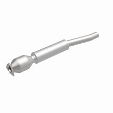 Load image into Gallery viewer, MagnaFlow Direct Fit Catalytic Converter 04/06 VW Phaeton 4.2L Rear Driver Side