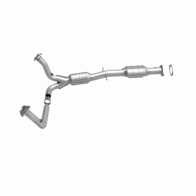 MagnaFlow Direct Fit Catalytic Converter 00-04 Chevy S10 4.3L 2WD