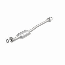 Load image into Gallery viewer, MagnaFlow Direct Fit Catalytic Converter Chevrolet-Geo 2001