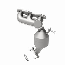 Load image into Gallery viewer, MagnaFlow Direct Fit Catalytic Converter 08-09 Toyota Highlander 3.5L