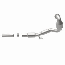 Load image into Gallery viewer, MagnaFlow Direct Fit Catalytic Converter 15-17 Volkswagen Golf / GTI
