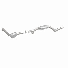 Load image into Gallery viewer, MagnaFlow Direct Fit Catalytic Converter 2003 ML350 3.7L Underbody