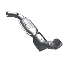 Load image into Gallery viewer, MagnaFlow Direct Fit Catalytic Converter 97-98 Ford Trucks 4.6L