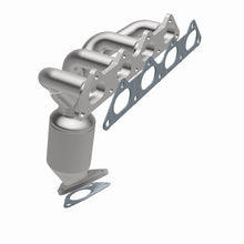 Load image into Gallery viewer, MagnaFlow Direct Fit Catalytic Converter 01-03 Galant 2.4L mani OEM