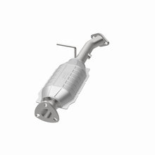 Load image into Gallery viewer, MagnaFlow Direct Fit Catalytic Converter 98-00 Kia Sportage