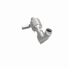 Load image into Gallery viewer, MagnaFlow Direct Fit Catalytic Converter 03-04 Ford Expedition 5.4L V8 Driver Side