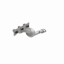 Load image into Gallery viewer, MagnaFlow Direct Fit Catalytic Converter BMW 5 06-07 Front OEM