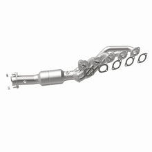 Load image into Gallery viewer, MagnaFlow Direct Fit Catalytic Converter 06-08 BMW M5/M6 5.0L PS Man
