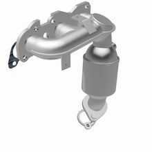 Load image into Gallery viewer, MagnaFlow Direct Fit Catalytic Converter 00-04 Sienna/Avalon 3.0L