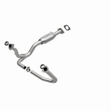 Load image into Gallery viewer, MagnaFlow Direct Fit Catalytic Converter 2000 S10 4.3L 4WD