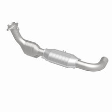 Load image into Gallery viewer, MagnaFlow Direct Fit Catalytic Converter 99-00 Ford Exped 4.6L