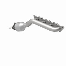 Load image into Gallery viewer, MagnaFlow Direct Fit Catalytic Converter 2009 Kia Borrego 4.6L Passenger Side