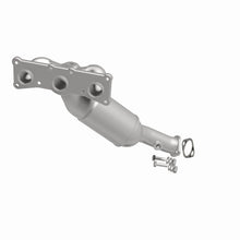 Load image into Gallery viewer, MagnaFlow California DF Catalytic Conv 07-13 BMW 328i L6 3.0LGAS 3.75in Inlet 4in Outlet 2in Dia