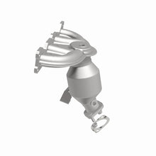 Load image into Gallery viewer, MagnaFlow Direct Fit Catalytic Converter 11-15 Kia Sportage OEM Manifold