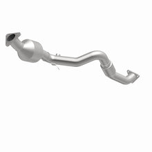 Load image into Gallery viewer, MagnaFlow Direct Fit Catalytic Converter 07 VW Touareg 3.6L Front close