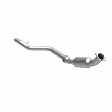Load image into Gallery viewer, MagnaFlow DF Catalytic Conv 05-07 Chrysler 300 D/S / 06-07 Dodge Charger D/S / 05-07 Magnum D/S