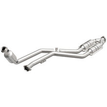Load image into Gallery viewer, MagnaFlow Direct Fit Catalytic Converter 99-00 Mercedes CLK320 3.2L