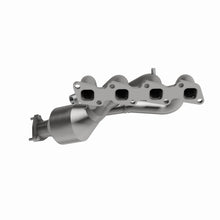 Load image into Gallery viewer, MagnaFlow Direct Fit Catalytic Converter 98-99 Nissan Frontier 2.4L
