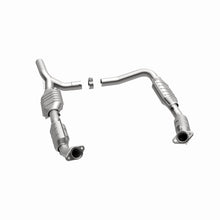 Load image into Gallery viewer, MagnaFlow Direct Fit Catalytic Converter 07-08 Ford E-150 4.6L