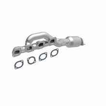 Load image into Gallery viewer, MagnaFlow Direct Fit Catalytic Converter BMW 5 99-00 P/S OEM