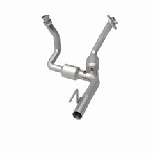 Load image into Gallery viewer, MagnaFlow Direct Fit Catalytic Converter 99-01 G Cherokee Front 4.7L