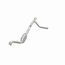Load image into Gallery viewer, MagnaFlow Direct Fit Catalytic Converter 04-05 Dodge Ram 1500 Pickup 5.7L P/S