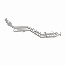 Load image into Gallery viewer, MagnaFlow Direct Fit Catalytic Converter 99-00 Mercedes CLK320 3.2L