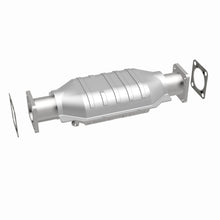 Load image into Gallery viewer, MagnaFlow Direct Fit Catalytic Converter Chevrolet-Isuzu 82 8