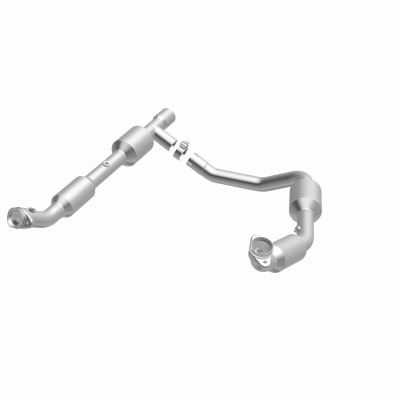 MagnaFlow Direct Fit Catalytic Converter 05-06 Ford E-350 Super Duty 5.4L
