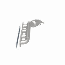 Load image into Gallery viewer, MagnaFlow Direct Fit Catalytic Converter 07 Titan 5.6L D/S manif OEM