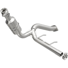 Load image into Gallery viewer, MagnaFlow Direct Fit Catalytic Converter 2009-2010 F-150 4.6 L Underbody