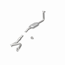 Load image into Gallery viewer, MagnaFlow Direct Fit Catalytic Converter 98-02 3.5L Isuzu Trooper DS