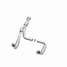 Load image into Gallery viewer, MagnaFlow Direct Fit Catalytic Converter 2011-2012 EXPRESS 2500 6.0L 6.0L Underbody