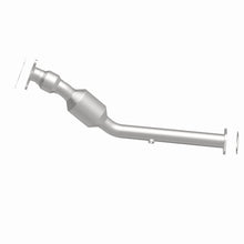 Load image into Gallery viewer, MagnaFlow Direct Fit Catalytic Converter 2005-2007 Cobalt 2 L Underbody