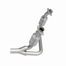 Load image into Gallery viewer, MagnaFlow Direct Fit Catalytic Converter 04 Dodge Durango 3.7L/4.7L