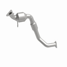 Load image into Gallery viewer, MagnaFlow Direct Fit Catalytic Converter 07 VW Touareg 3.6L Rear close