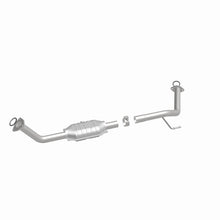 Load image into Gallery viewer, MagnaFlow Direct Fit Catalytic Converter 05-07 Toyota Sequoia 8 4.7L D/S