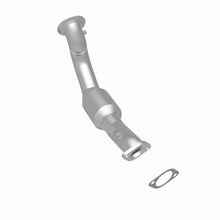 Load image into Gallery viewer, MagnaFlow Direct Fit Catalytic Converter BMW 3 07-08 Front OEM