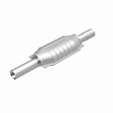 Load image into Gallery viewer, MagnaFlow Direct Fit Catalytic Converter Riviera 95-96