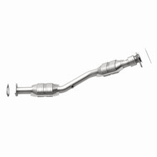 Load image into Gallery viewer, MagnaFlow Direct Fit Catalytic Converter 07-10 Saturn VUE 2.4L