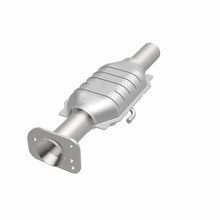 Load image into Gallery viewer, MagnaFlow Direct Fit Catalytic Converter 04 Mitsubishi Galant 2.4L