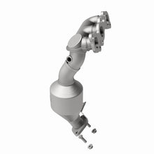 Load image into Gallery viewer, MagnaFlow Direct Fit Catalytic Converter 08-09 Toyota Highlander 3.3L
